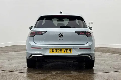 KO25VDN Volkswagen Golf 1.5 TSI 272 GTE eHybrid 5dr DSG **PAN ROOF** Thumbnail #8