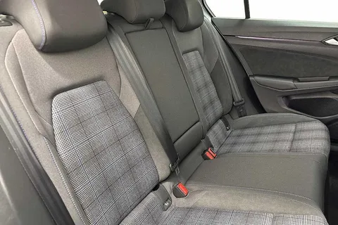 KO25VDN Volkswagen Golf 1.5 TSI 272 GTE eHybrid 5dr DSG **PAN ROOF** Thumbnail #9