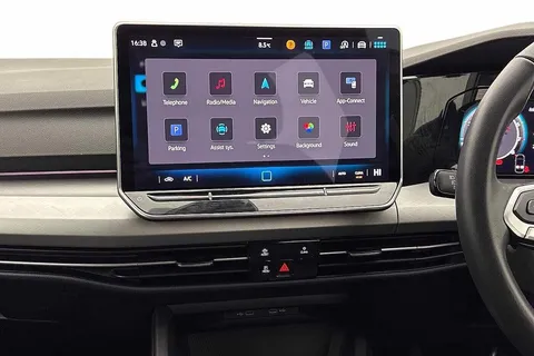 GJ74UKN Volkswagen Golf 1.5 TSI Match 5dr Thumbnail #12