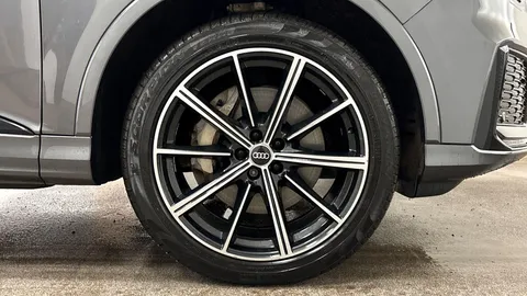 8 of 10 for Audi Q7 Black Edition 50 TDI quattro 286 PS tiptronic