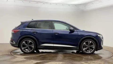 SD71UJU Audi Q4 e-tron 150kW 40 82kWh S Line 5dr Auto Thumbnail #4