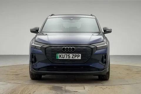 8 of 13 for Audi Q4 e-tron Q4 Black Edition 40 e-tron 150,00 kW