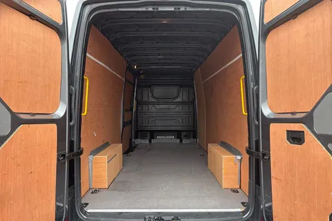 ML73EYX Volkswagen Crafter 2.0 TDI 140PS Trendline High Roof Van Thumbnail #10