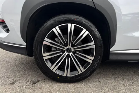 LC75NBF BYD Sealion 7 82.5kWh Comfort Auto 5dr Thumbnail #22