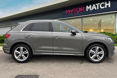 3 of 64 for Audi Q3 1.5 TFSI CoD 35 S line Euro 6 (s/s) 5dr