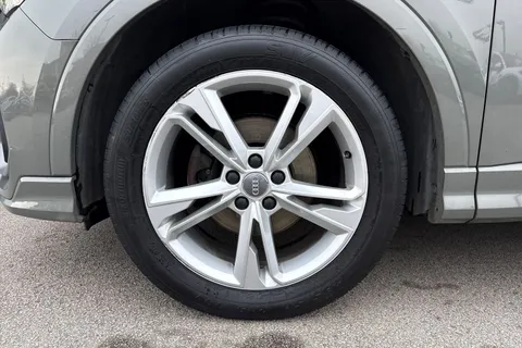 12 of 64 for Audi Q3 1.5 TFSI CoD 35 S line Euro 6 (s/s) 5dr