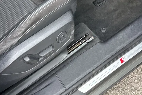 34 of 64 for Audi Q3 1.5 TFSI CoD 35 S line Euro 6 (s/s) 5dr