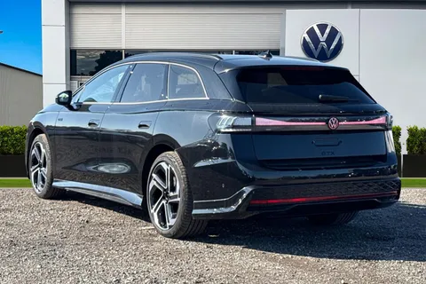  Volkswagen Id.7 86kWh GTX Fastback Auto 4Motion 5dr Thumbnail #3