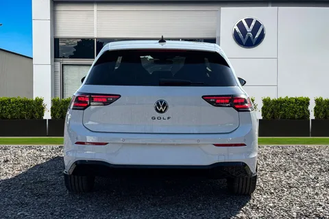  Volkswagen Golf 1.5 TSI Black Edition Euro 6 (s/s) 5dr Thumbnail #5