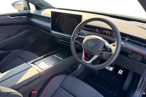  Volkswagen Id.7 86kWh GTX Fastback Auto 4Motion 5dr Thumbnail #8