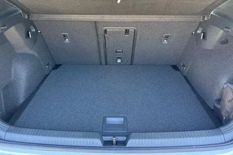  Volkswagen Golf 1.5 TSI Black Edition Euro 6 (s/s) 5dr Thumbnail #7