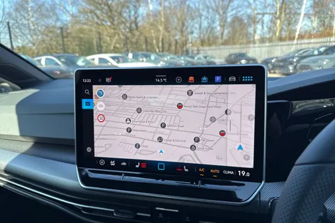  Volkswagen Golf 1.5 TSI Black Edition Euro 6 (s/s) 5dr Thumbnail #17