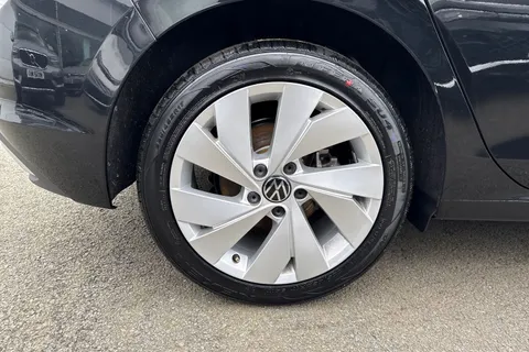 GL25VND Volkswagen Golf 1.5 TSI 150 Style 5dr | App Connect | ACC Thumbnail #11