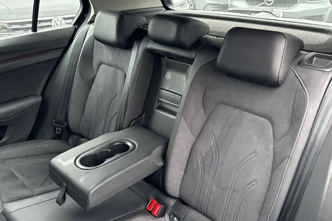 GL25VND Volkswagen Golf 1.5 TSI 150 Style 5dr | App Connect | ACC Thumbnail #19