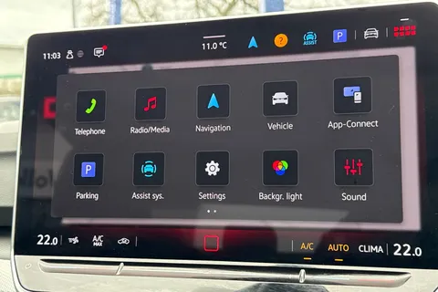 GL25VND Volkswagen Golf 1.5 TSI 150 Style 5dr | App Connect | ACC Thumbnail #27