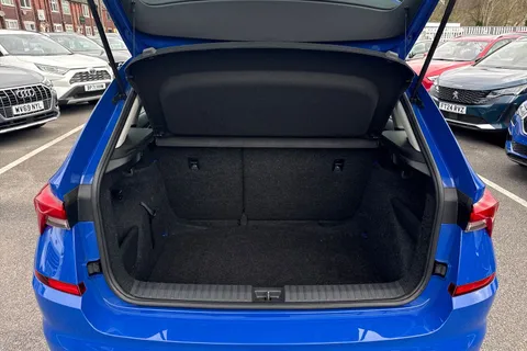 BJ72VGC Škoda Kamiq 1.0 TSI SE Euro 6 (s/s) 5dr Thumbnail #11