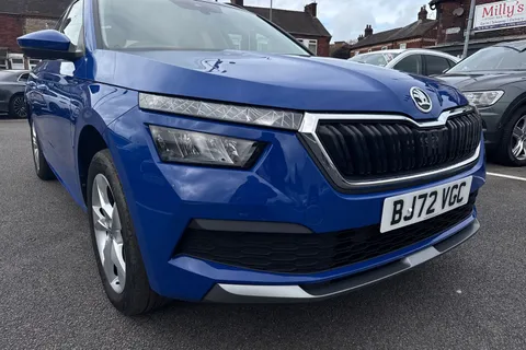 BJ72VGC Škoda Kamiq 1.0 TSI SE Euro 6 (s/s) 5dr Thumbnail #18