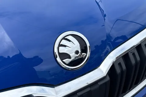 BJ72VGC Škoda Kamiq 1.0 TSI SE Euro 6 (s/s) 5dr Thumbnail #26