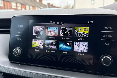 BJ72VGC Škoda Kamiq 1.0 TSI SE Euro 6 (s/s) 5dr Thumbnail #36