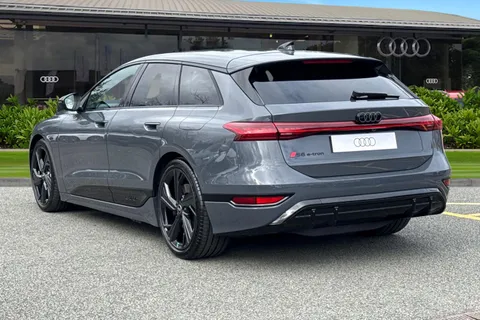 Audi S6 E-Tron Avant 100kWh Black Edition Auto quattro 5dr Thumbnail #3