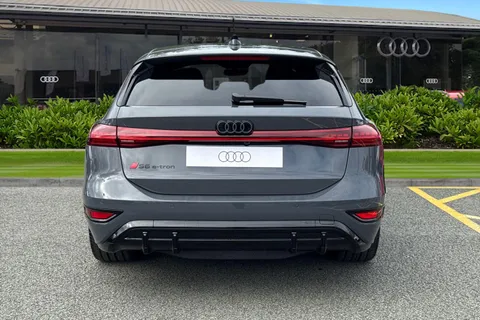 Audi S6 E-Tron Avant 100kWh Black Edition Auto quattro 5dr Thumbnail #5