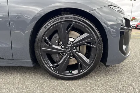 Audi S6 E-Tron Avant 100kWh Black Edition Auto quattro 5dr Thumbnail #7