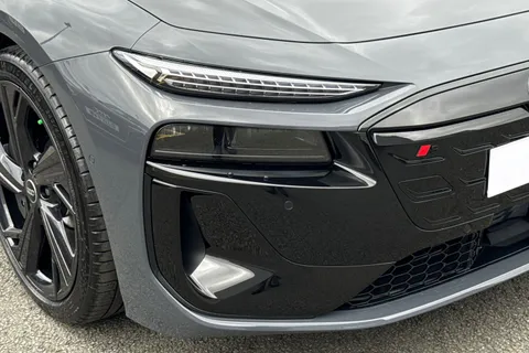 Audi S6 E-Tron Avant 100kWh Black Edition Auto quattro 5dr Thumbnail #17