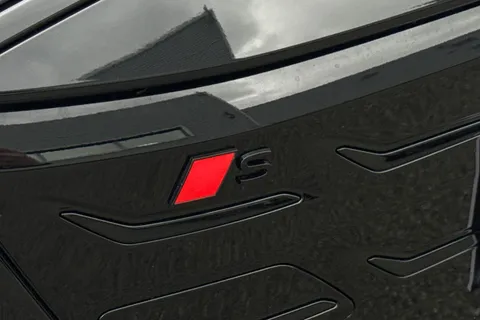 Audi S6 E-Tron Avant 100kWh Black Edition Auto quattro 5dr Thumbnail #41