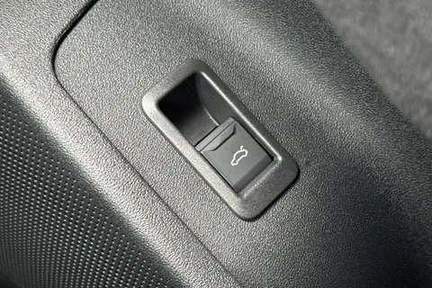 Audi S6 E-Tron Avant 100kWh Black Edition Auto quattro 5dr Thumbnail #42