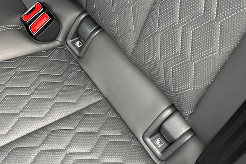 Audi S6 E-Tron Avant 100kWh Black Edition Auto quattro 5dr Thumbnail #50