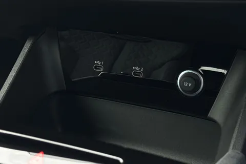 Audi S6 E-Tron Avant 100kWh Black Edition Auto quattro 5dr Thumbnail #55