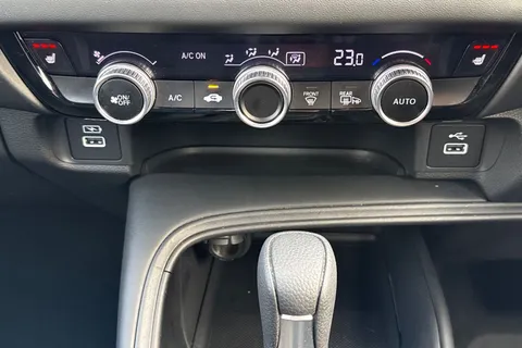 HX24WMG Honda HR-V 1.5 eHEV Elegance 5dr CVT Thumbnail #22