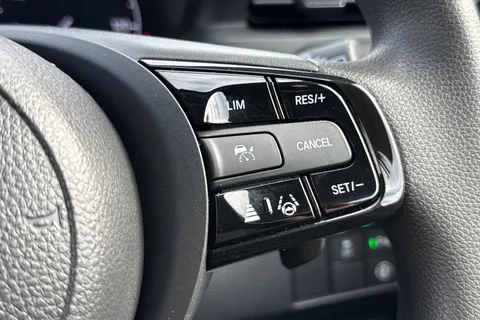 HX24WMG Honda HR-V 1.5 eHEV Elegance 5dr CVT Thumbnail #40