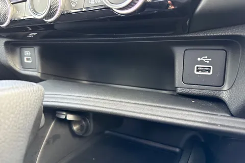 HX24WMG Honda HR-V 1.5 eHEV Elegance 5dr CVT Thumbnail #47