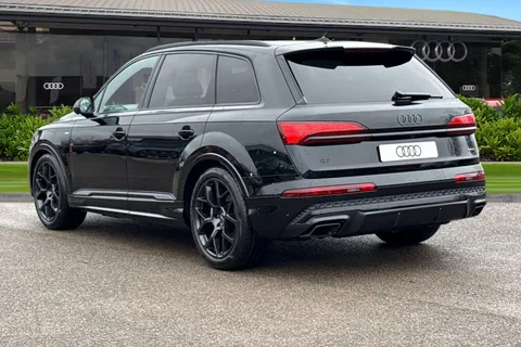 2 of 61 for Audi Q7 3.0 TDI V6 Black Edition Tiptronic quattro Euro 6 (s/s) 5dr