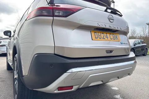 DU24CDK Nissan X-Trail 1.5 h e-POWER Tekna Auto Euro 6 (s/s) 5dr Thumbnail #9