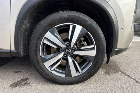 DU24CDK Nissan X-Trail 1.5 h e-POWER Tekna Auto Euro 6 (s/s) 5dr Thumbnail #11