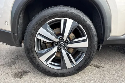 DU24CDK Nissan X-Trail 1.5 h e-POWER Tekna Auto Euro 6 (s/s) 5dr Thumbnail #12