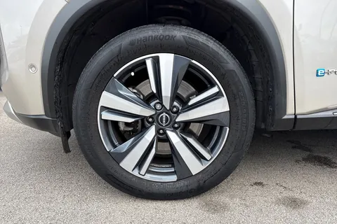 DU24CDK Nissan X-Trail 1.5 h e-POWER Tekna Auto Euro 6 (s/s) 5dr Thumbnail #13