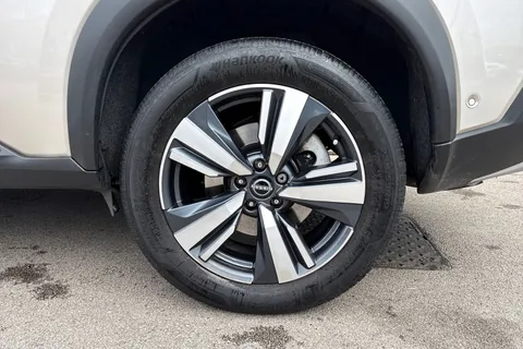 DU24CDK Nissan X-Trail 1.5 h e-POWER Tekna Auto Euro 6 (s/s) 5dr Thumbnail #14