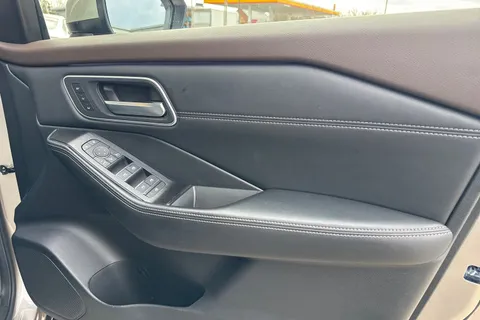 DU24CDK Nissan X-Trail 1.5 h e-POWER Tekna Auto Euro 6 (s/s) 5dr Thumbnail #22