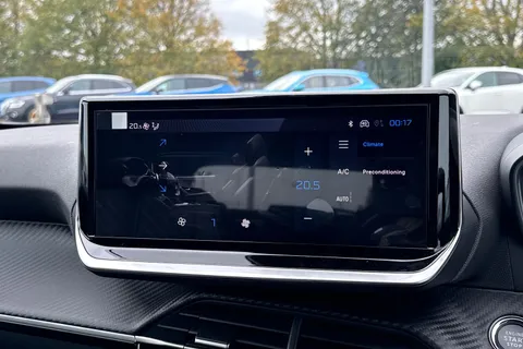  PEUGEOT e-2008 54kWh Allure Auto 5dr (7kW Charger) Thumbnail #21