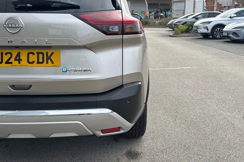 DU24CDK Nissan X-Trail 1.5 h e-POWER Tekna Auto Euro 6 (s/s) 5dr Thumbnail #28