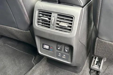 DU24CDK Nissan X-Trail 1.5 h e-POWER Tekna Auto Euro 6 (s/s) 5dr Thumbnail #31