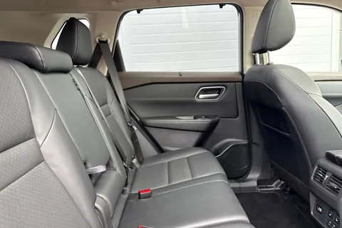 DU24CDK Nissan X-Trail 1.5 h e-POWER Tekna Auto Euro 6 (s/s) 5dr Thumbnail #32