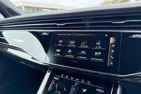 52 of 61 for Audi Q7 3.0 TDI V6 Black Edition Tiptronic quattro Euro 6 (s/s) 5dr