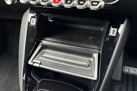  PEUGEOT e-2008 54kWh Allure Auto 5dr (7kW Charger) Thumbnail #57