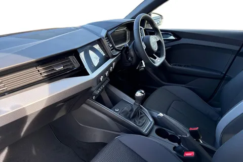  Audi A1 1.0 TFSI 30 Black Edition Sportback Euro 6 (s/s) 5dr Thumbnail #15