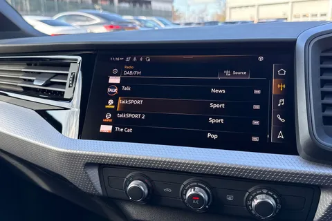  Audi A1 1.0 TFSI 30 Black Edition Sportback Euro 6 (s/s) 5dr Thumbnail #33