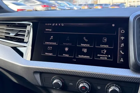  Audi A1 1.0 TFSI 30 Black Edition Sportback Euro 6 (s/s) 5dr Thumbnail #45